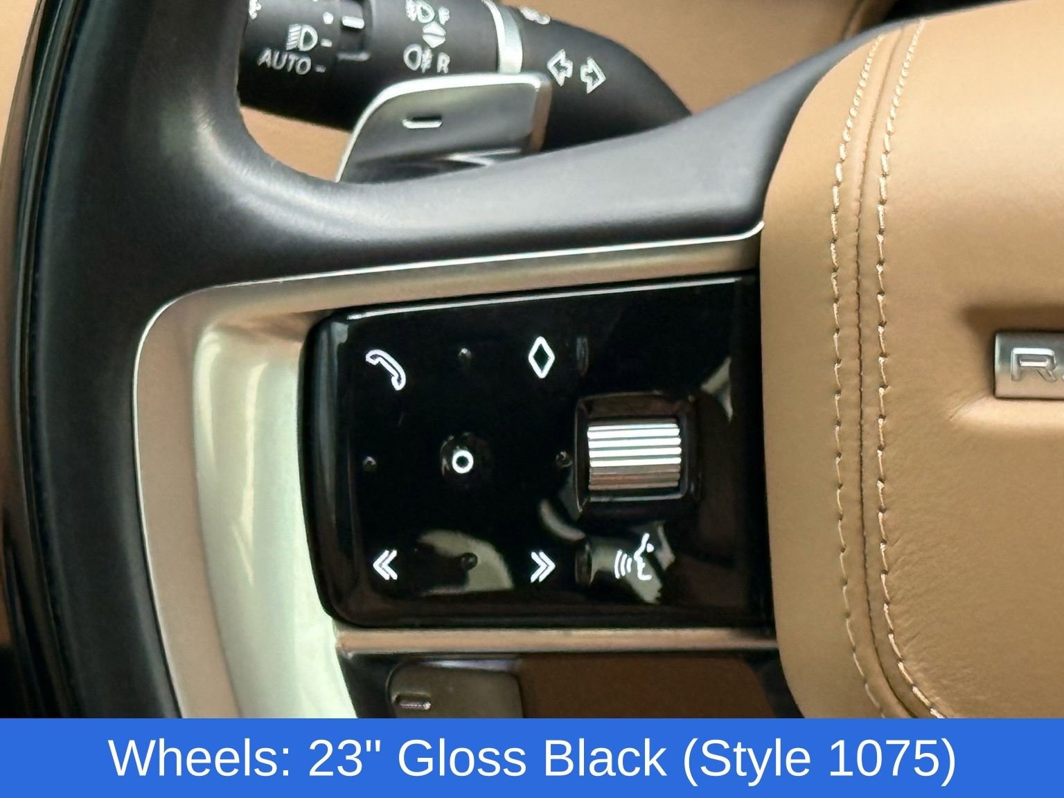 Used 2023 Land Rover Range Rover Long Wheelbase SE image 39