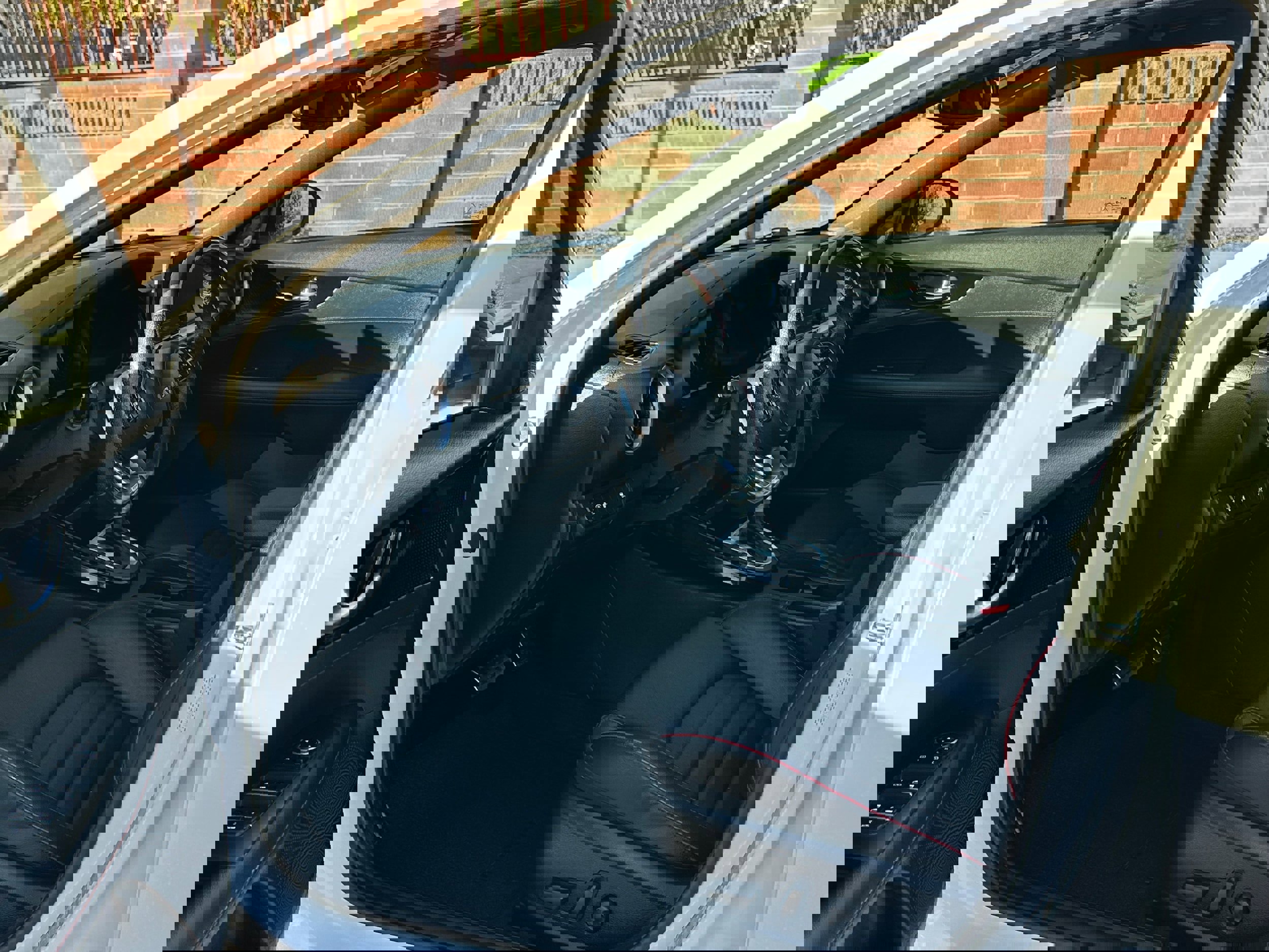 Used 2023 Kia Forte GT w/ GT2 Package image 6