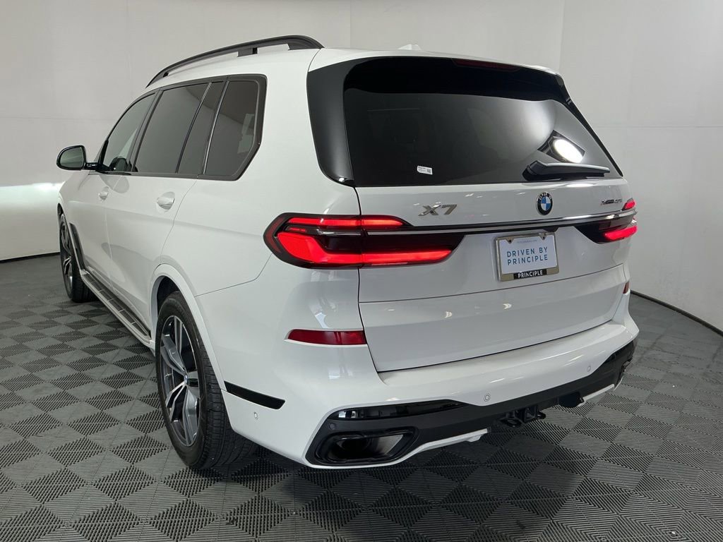 Certified 2023 BMW X7 xDrive40i w/ Executive Package image 7