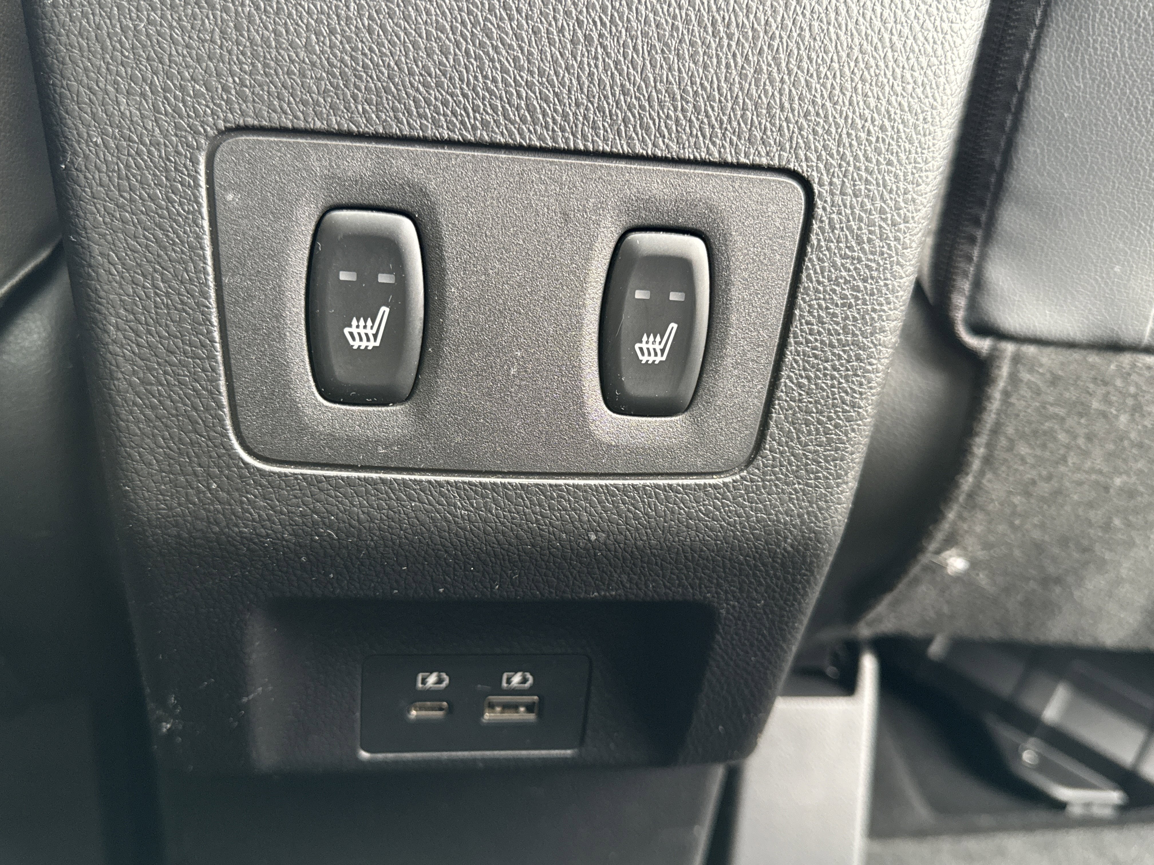 Used 2024 Mitsubishi Eclipse Cross SEL image 13