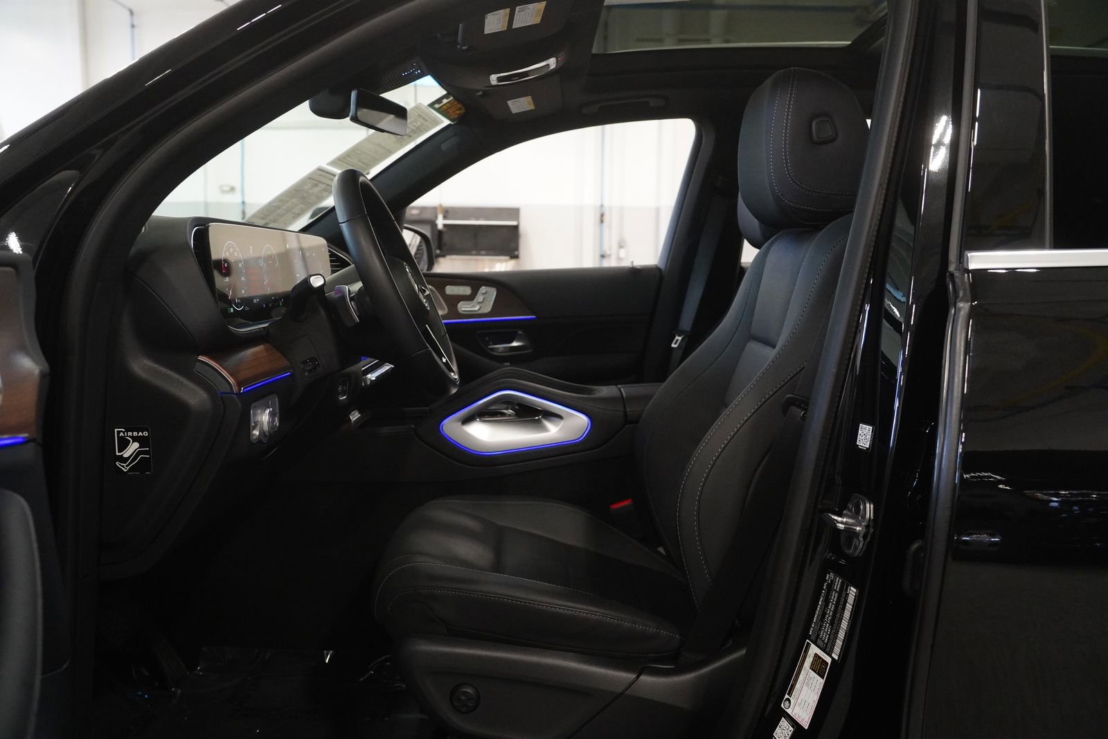 Used 2026 Mercedes-Benz GLE 350 4MATIC image 2