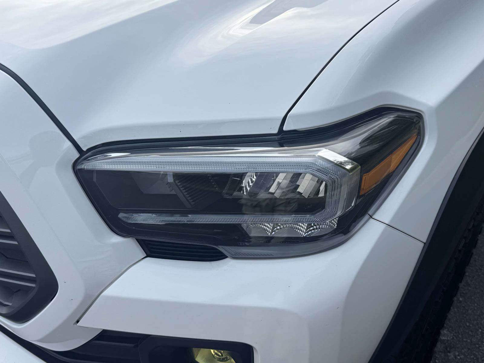 Certified 2023 Toyota Tacoma TRD Off-Road AWD/4WD image 8