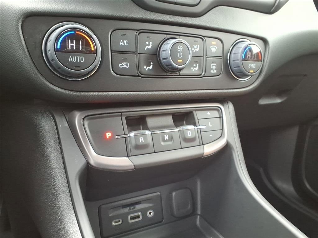 Certified 2023 GMC Terrain AT4 image 19