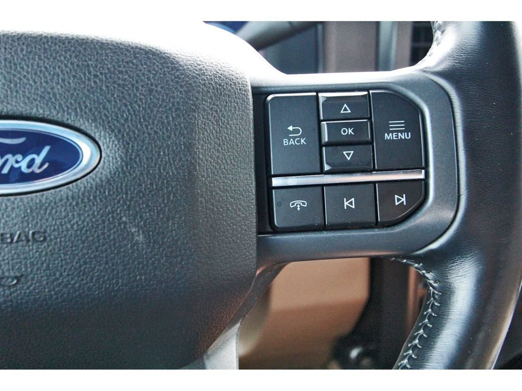 Used 2024 Ford F350 Lariat w/ Lariat Ultimate Package AWD/4WD image 19