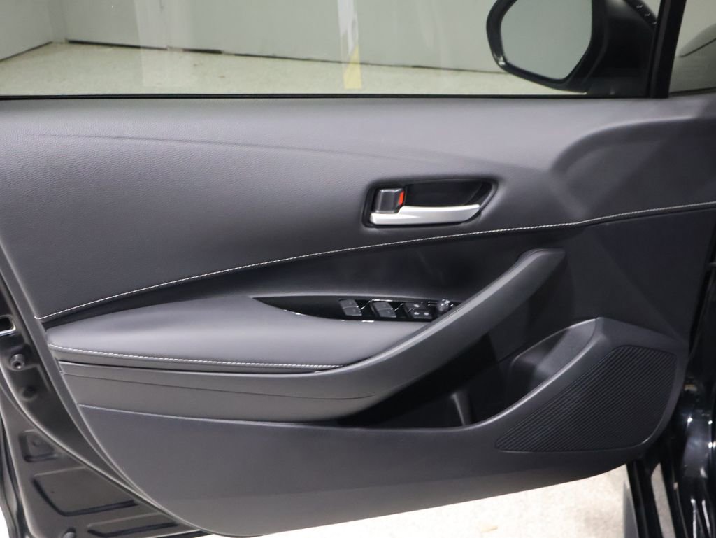 Used 2024 Toyota Corolla SE image 13