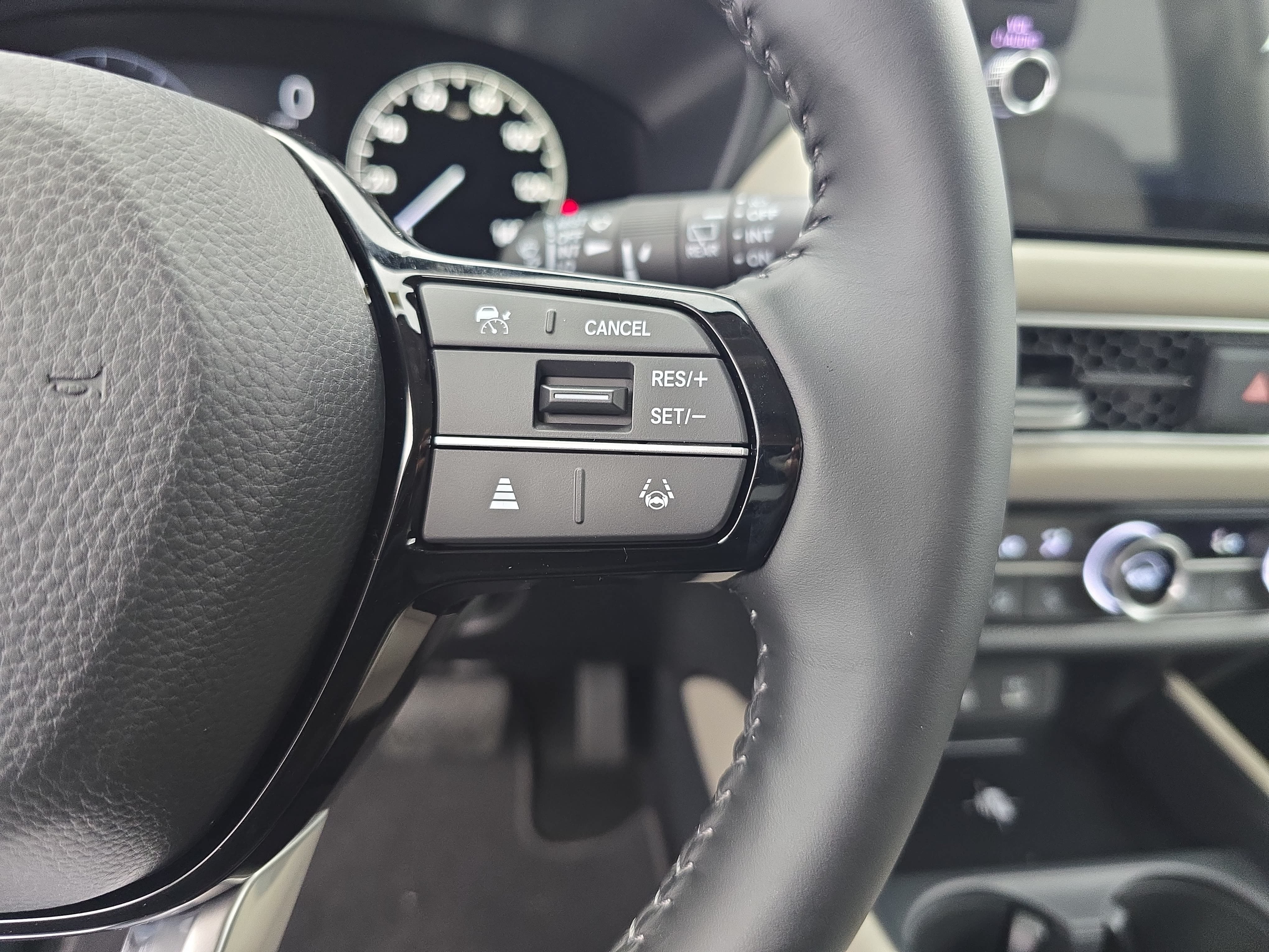 New 2027 Honda HR-V EX-L image 17