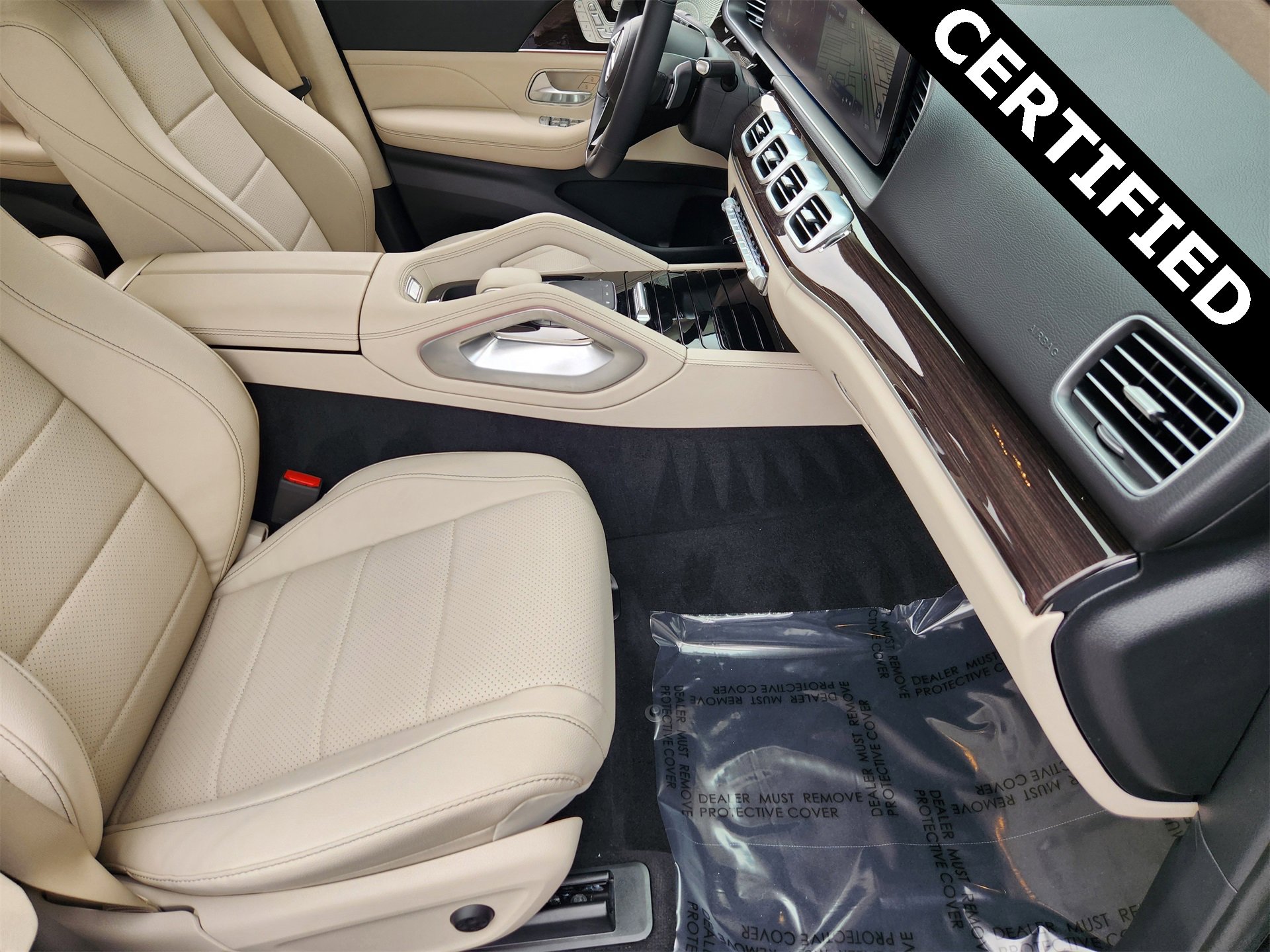 Certified 2025 Mercedes-Benz GLE 350 4MATIC image 3