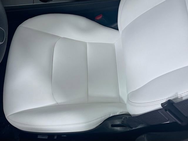 Used 2023 Tesla Model 3 Standard Range RWD image 19