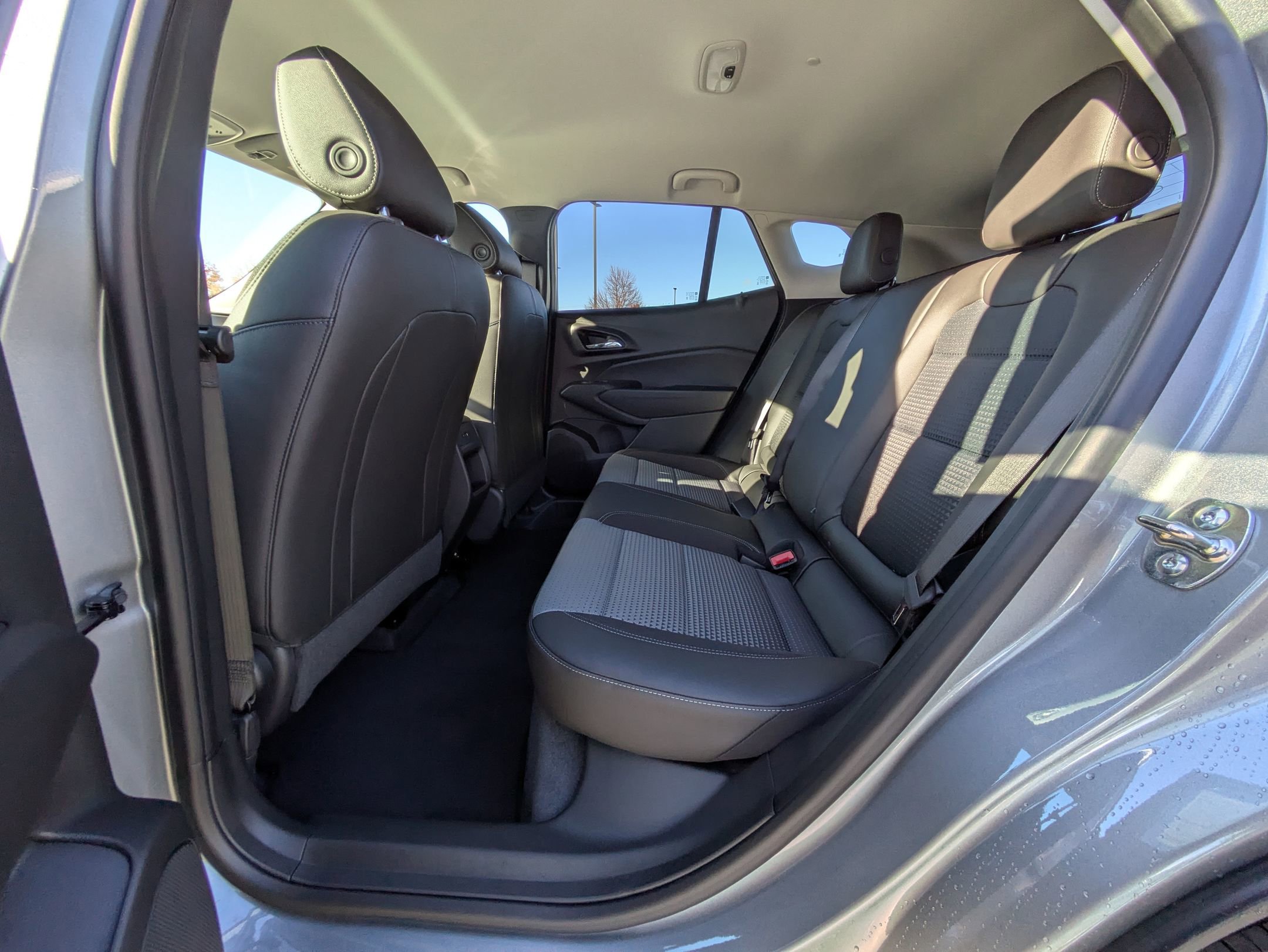 New 2026 Chevrolet Trax LT w/ Driver Confidence Package FWD image 20