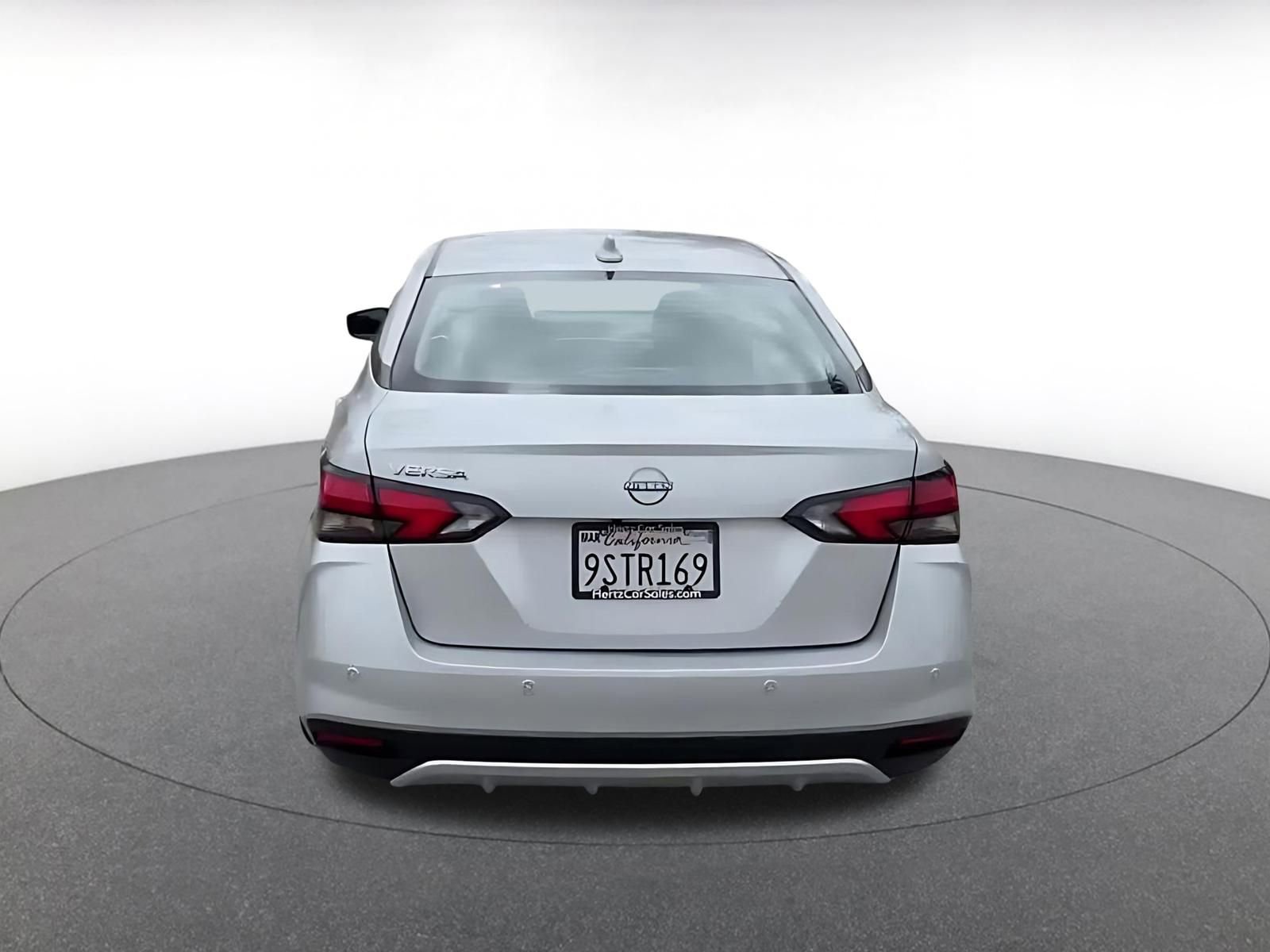 Used 2025 Nissan Versa SV FWD image 12