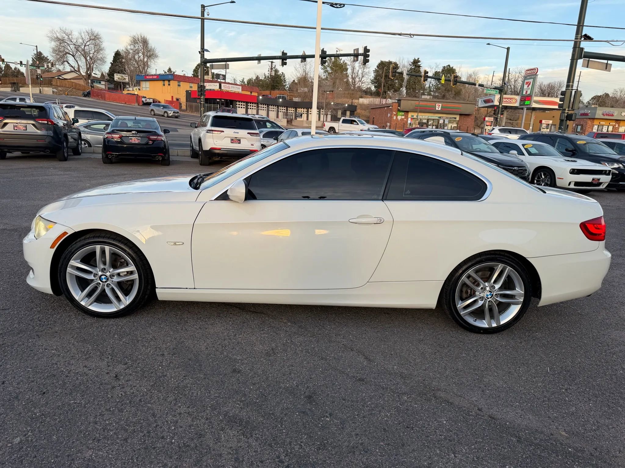 Used 2011 BMW 328i xDrive Coupe image 5