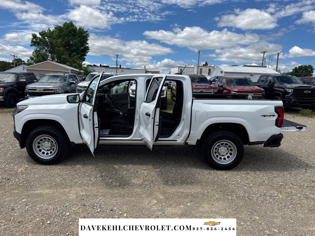 Used 2026 Chevrolet Colorado W/T AWD/4WD image 44