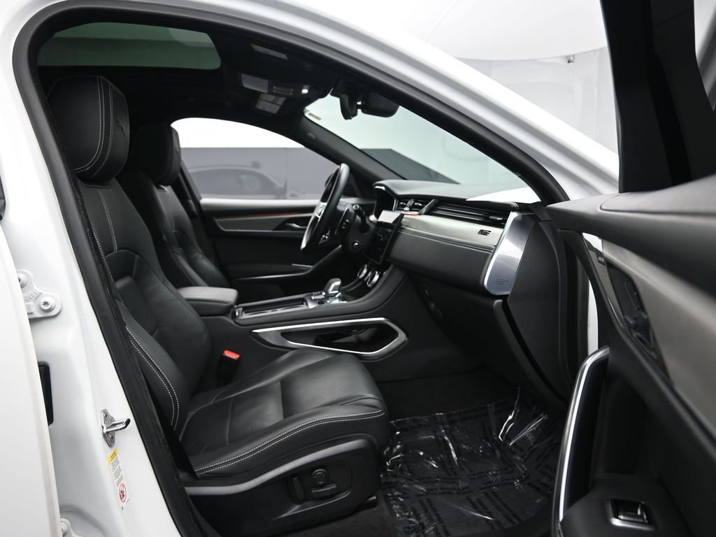 Used 2024 Jaguar F-PACE R-Dynamic S image 31