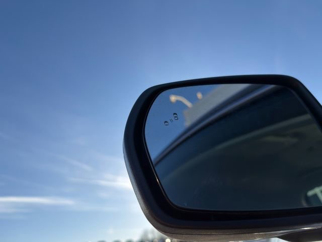 Used 2022 Ford Edge SEL w/ Convenience Package image 12