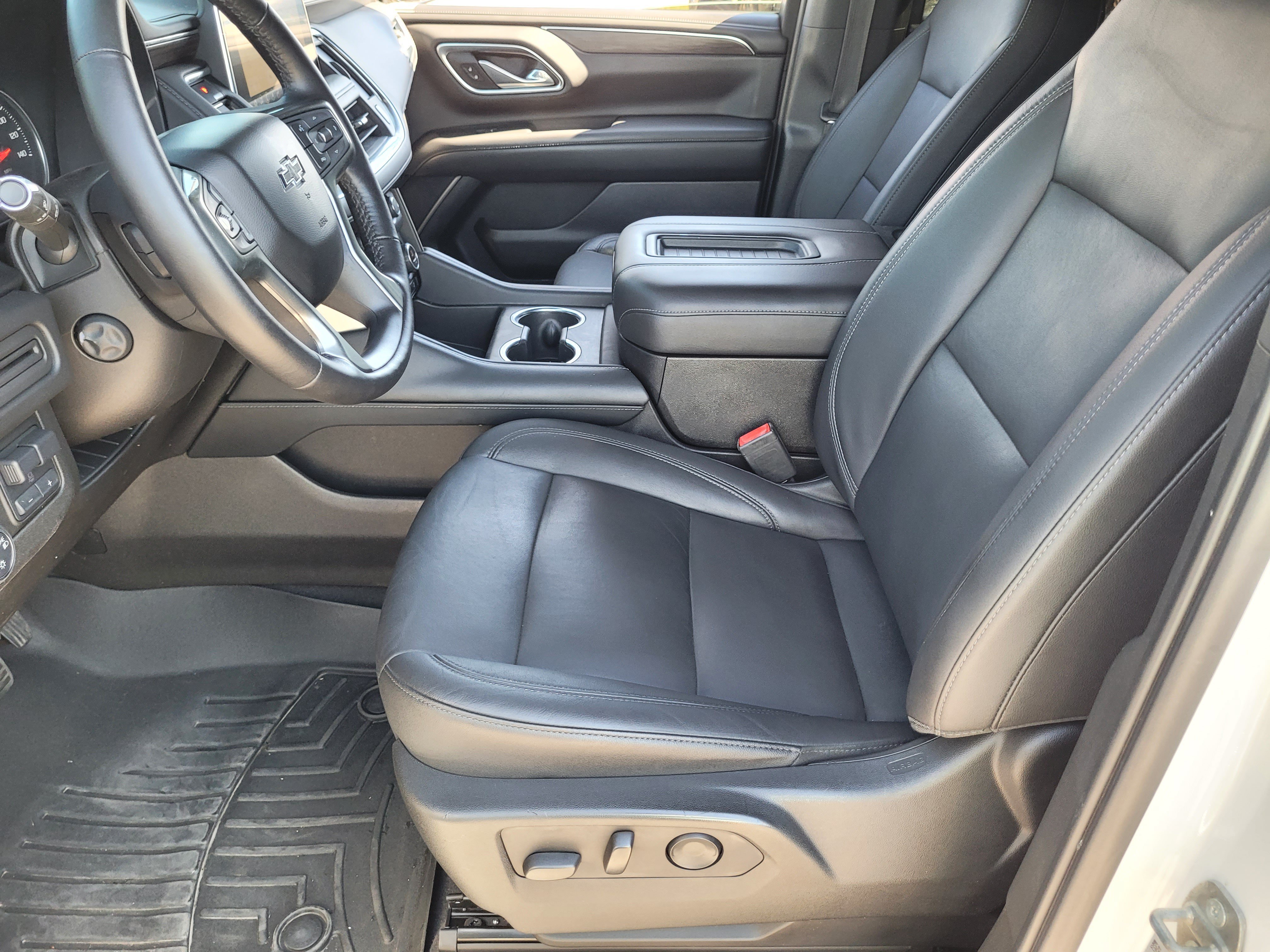Used 2021 Chevrolet Suburban Z71 w/ Z71 Off-Road Package AWD/4WD image 21