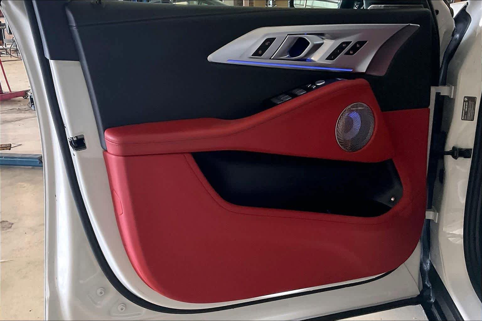 Certified 2024 BMW XM AWD/4WD image 19