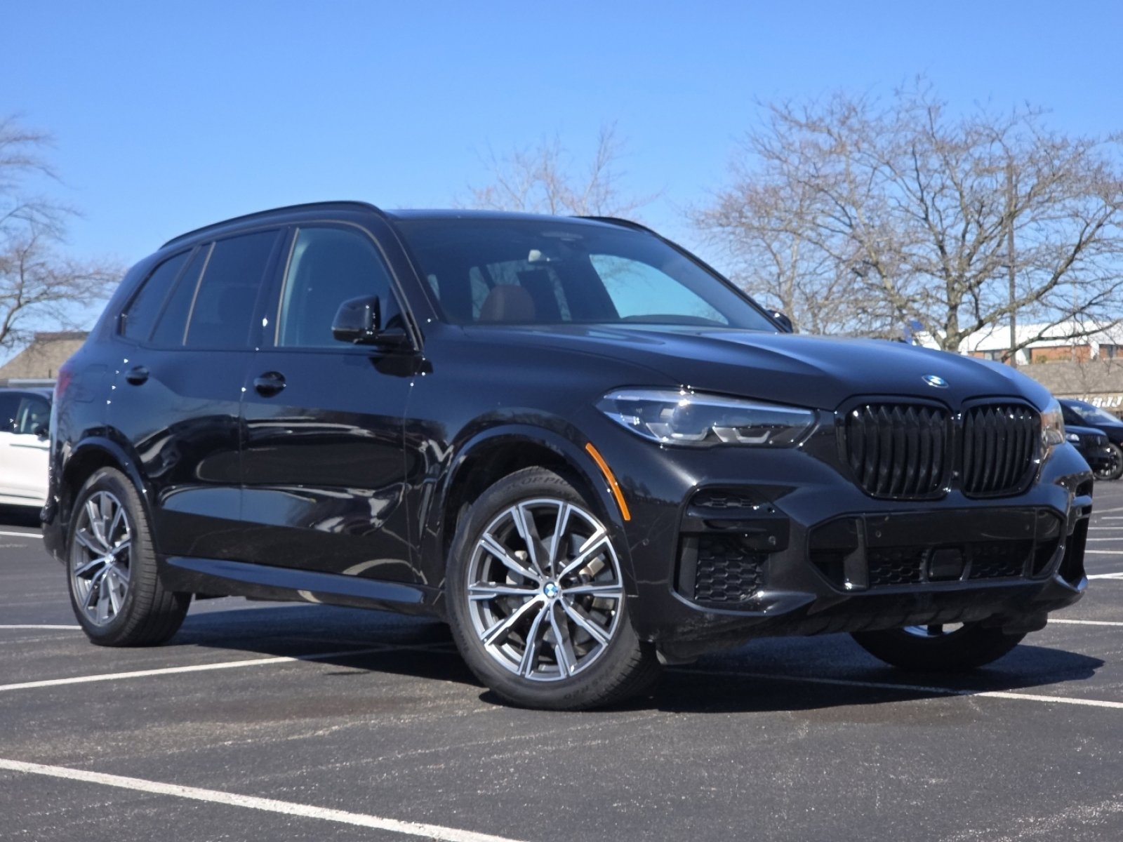 Used 2023 BMW X5 xDrive40i w/ M Sport Package image 2