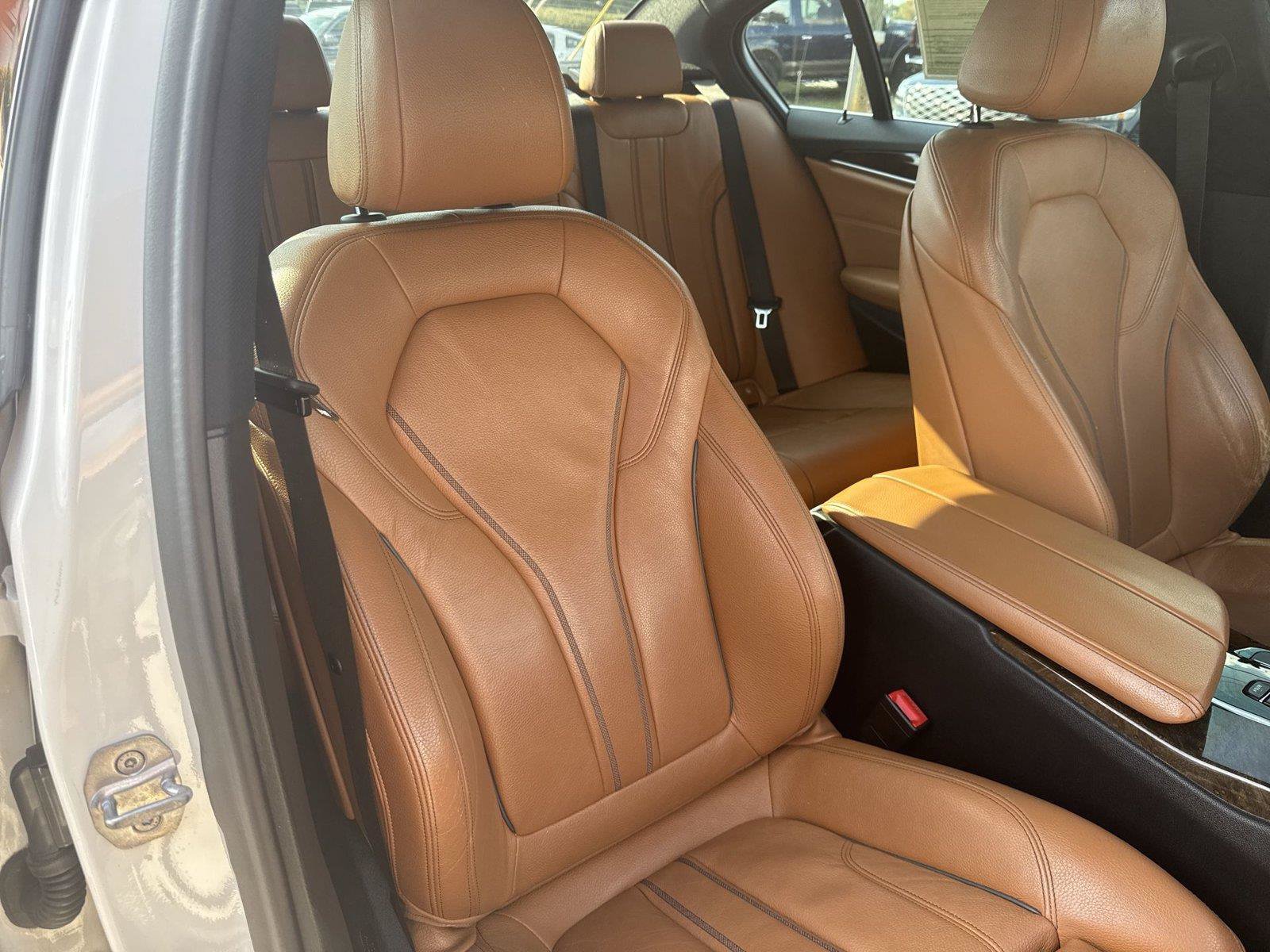 Used 2019 BMW 540i w/ Convenience Package RWD image 17