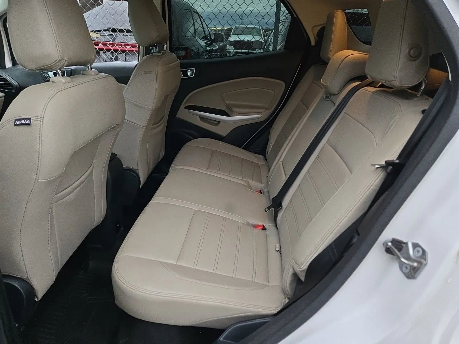 Used 2018 Ford EcoSport Titanium w/ Titanium Cold Weather Package AWD/4WD image 7