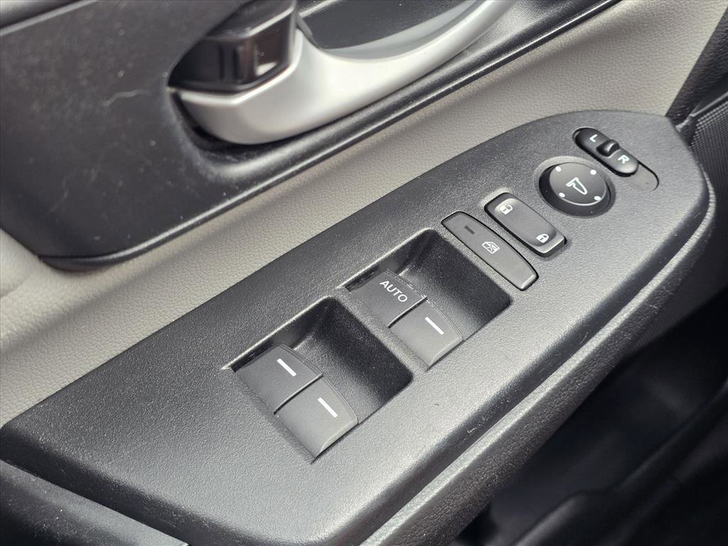 Used 2017 Honda CR-V LX image 22