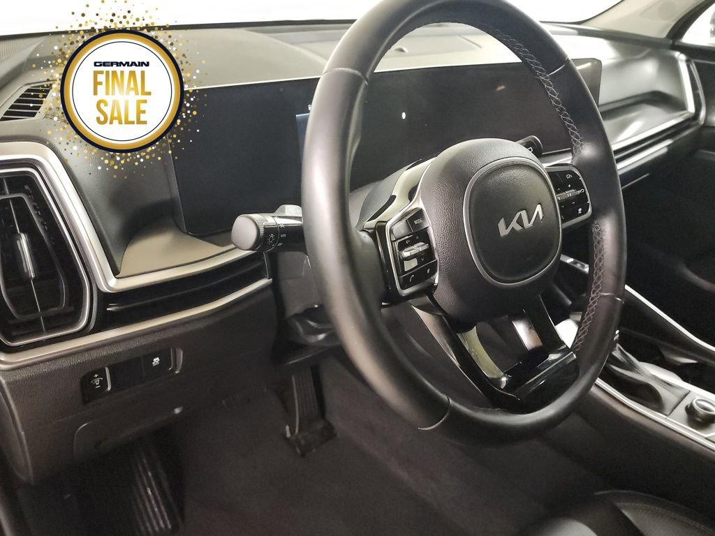 Certified 2024 Kia Sorento S image 16