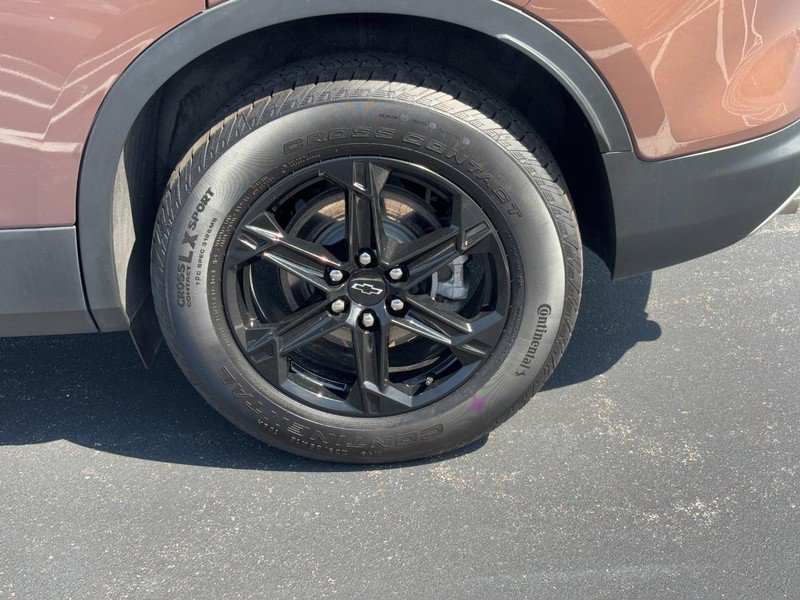 Used 2023 Chevrolet Blazer LT w/ Midnight/Sport Edition image 7