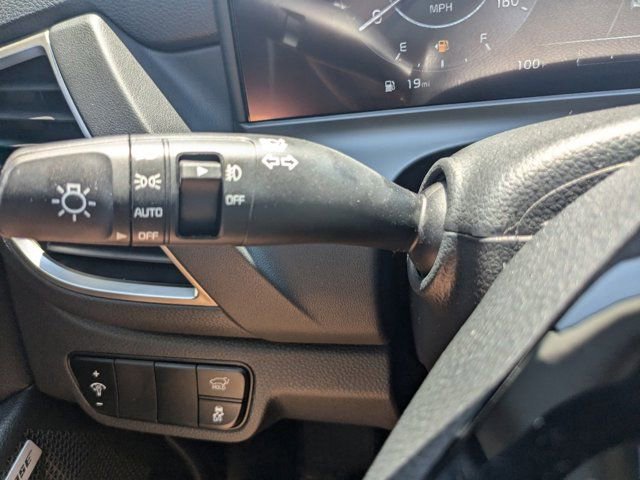 Used 2025 Kia Seltos SX w/ SX Sunroof Package image 28
