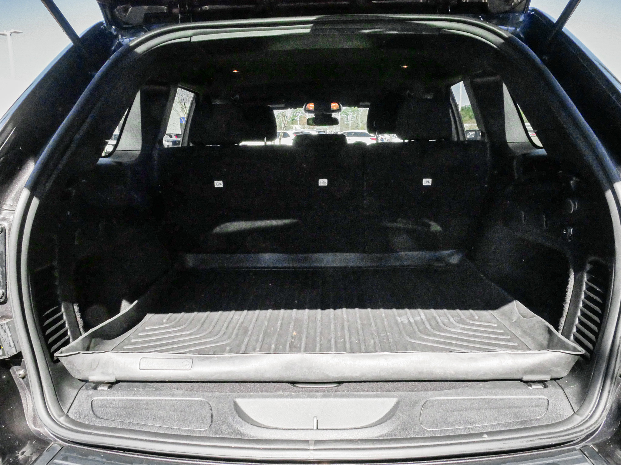 Used 2021 Jeep Grand Cherokee Laredo RWD image 30