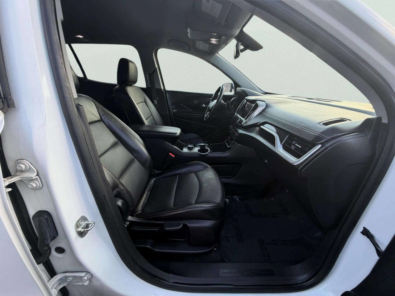 Used 2019 GMC Terrain SLT image 28