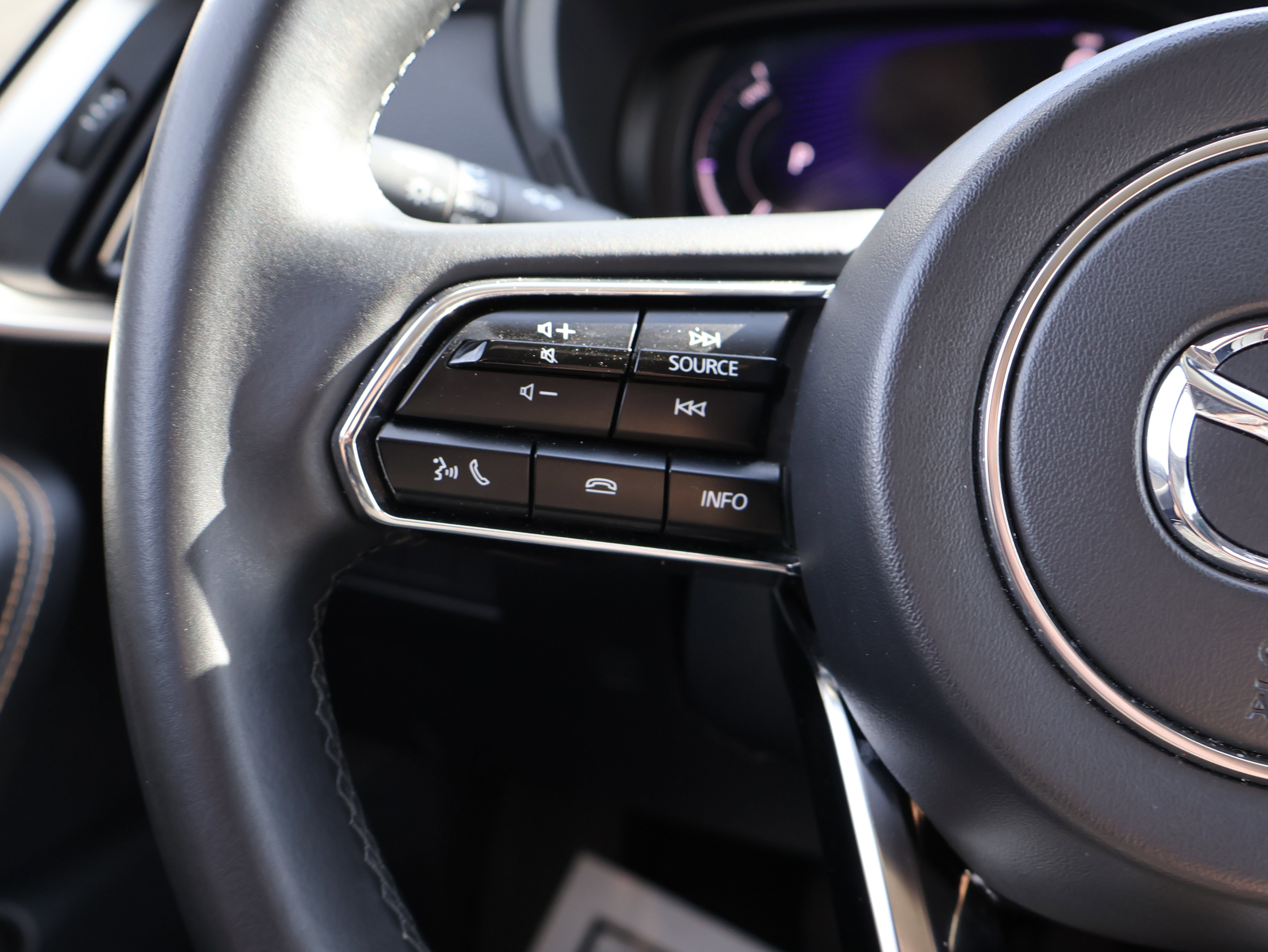 Used 2024 MAZDA CX-90 Plug-In Hybrid w/ Preferred image 31