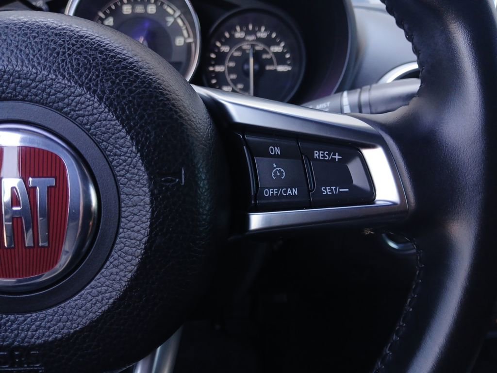 Used 2019 FIAT 124 Spider Classica w/ Technology Group RWD image 25