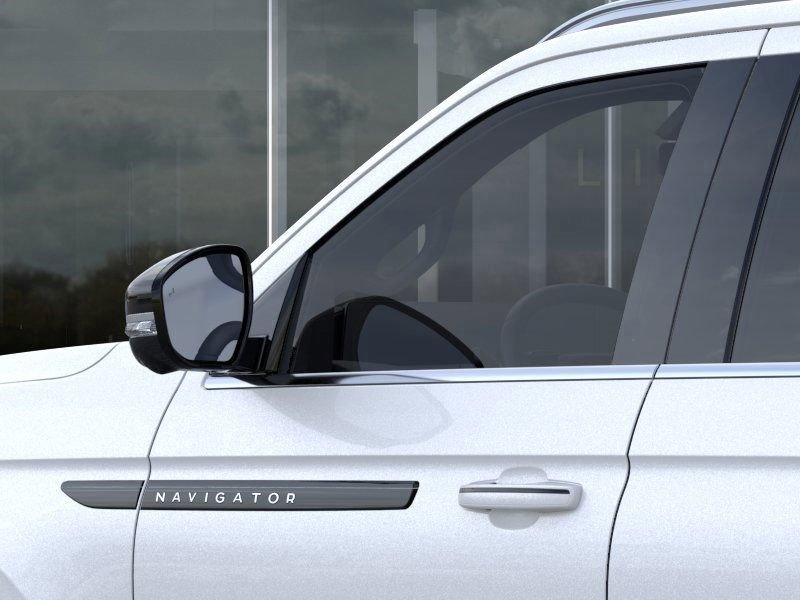 New 2025 Lincoln Navigator Black Label image 20