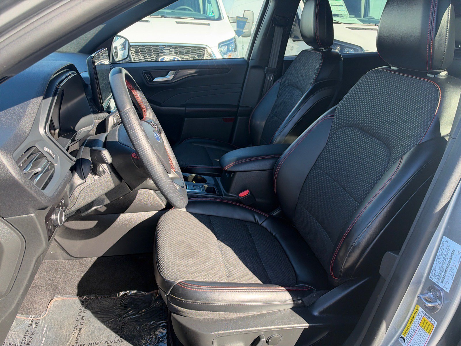Certified 2023 Ford Escape ST-Line w/ Tech Pack #1 AWD/4WD image 9