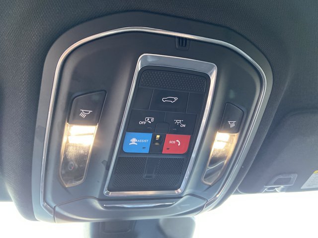 Used 2025 Jeep Grand Cherokee Altitude AWD/4WD image 44