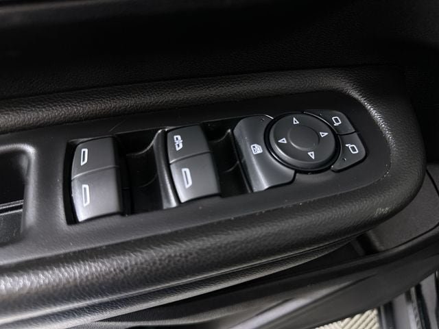 Used 2024 GMC Terrain SLE AWD/4WD image 24