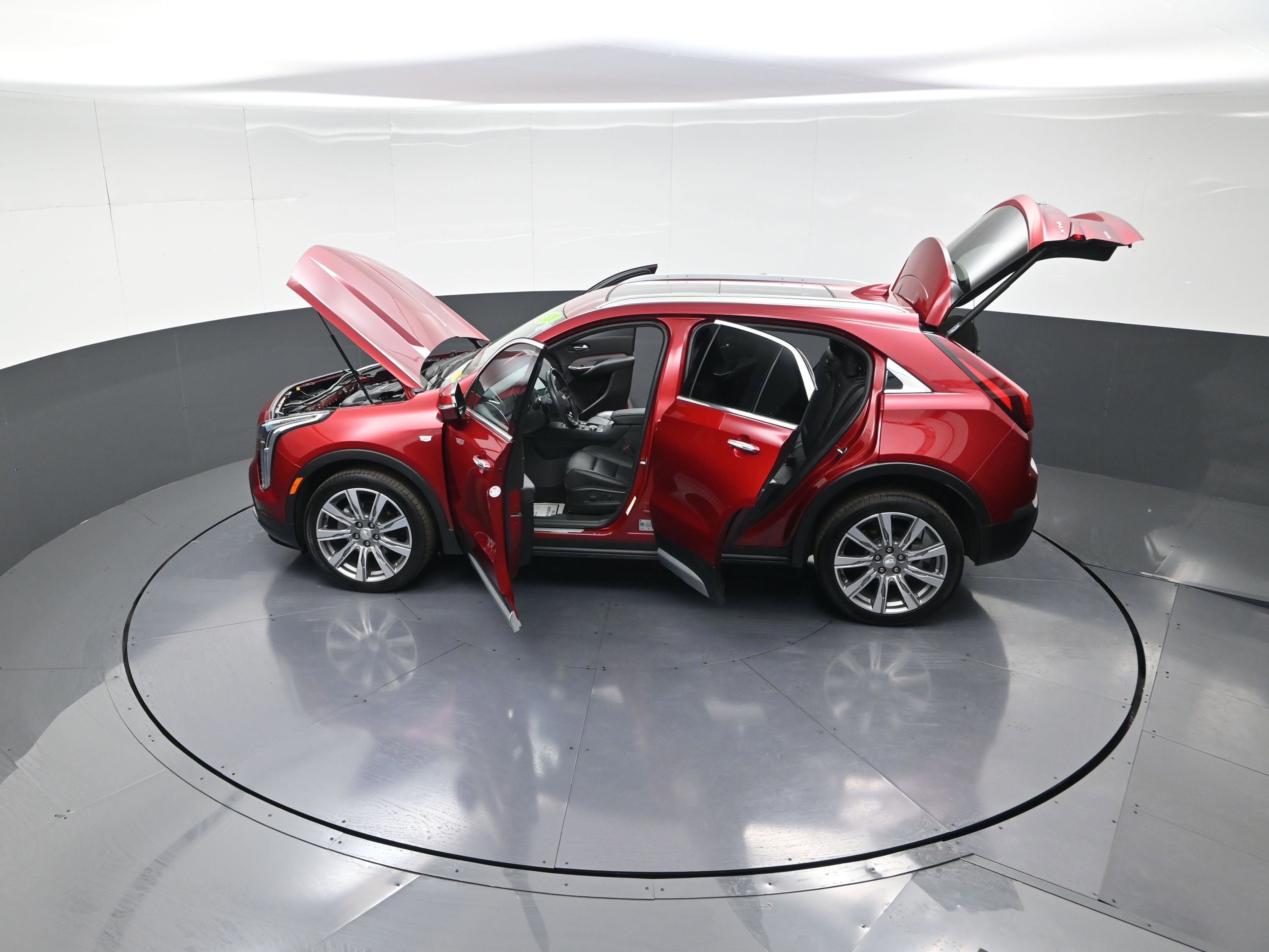 Used 2023 Cadillac XT4 Premium Luxury w/ Cold Weather Package image 15