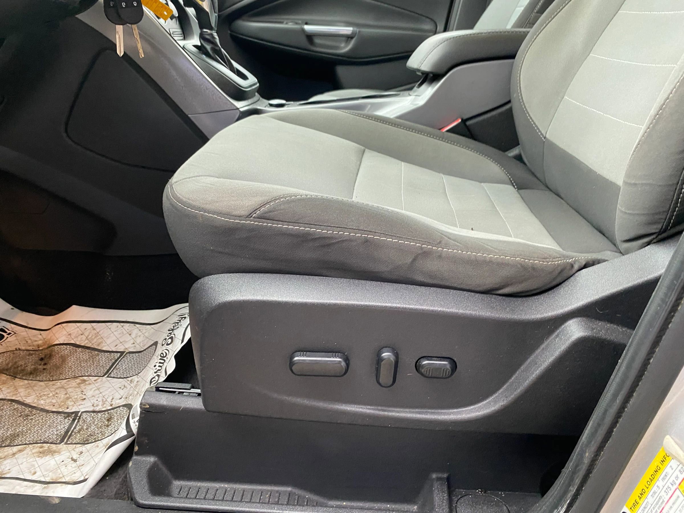 Used 2014 Ford Escape SE image 21
