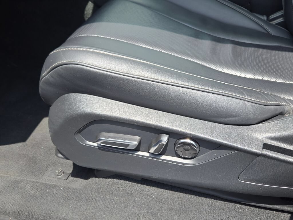 Used 2023 Acura MDX SH-AWD w/ Technology Package image 27