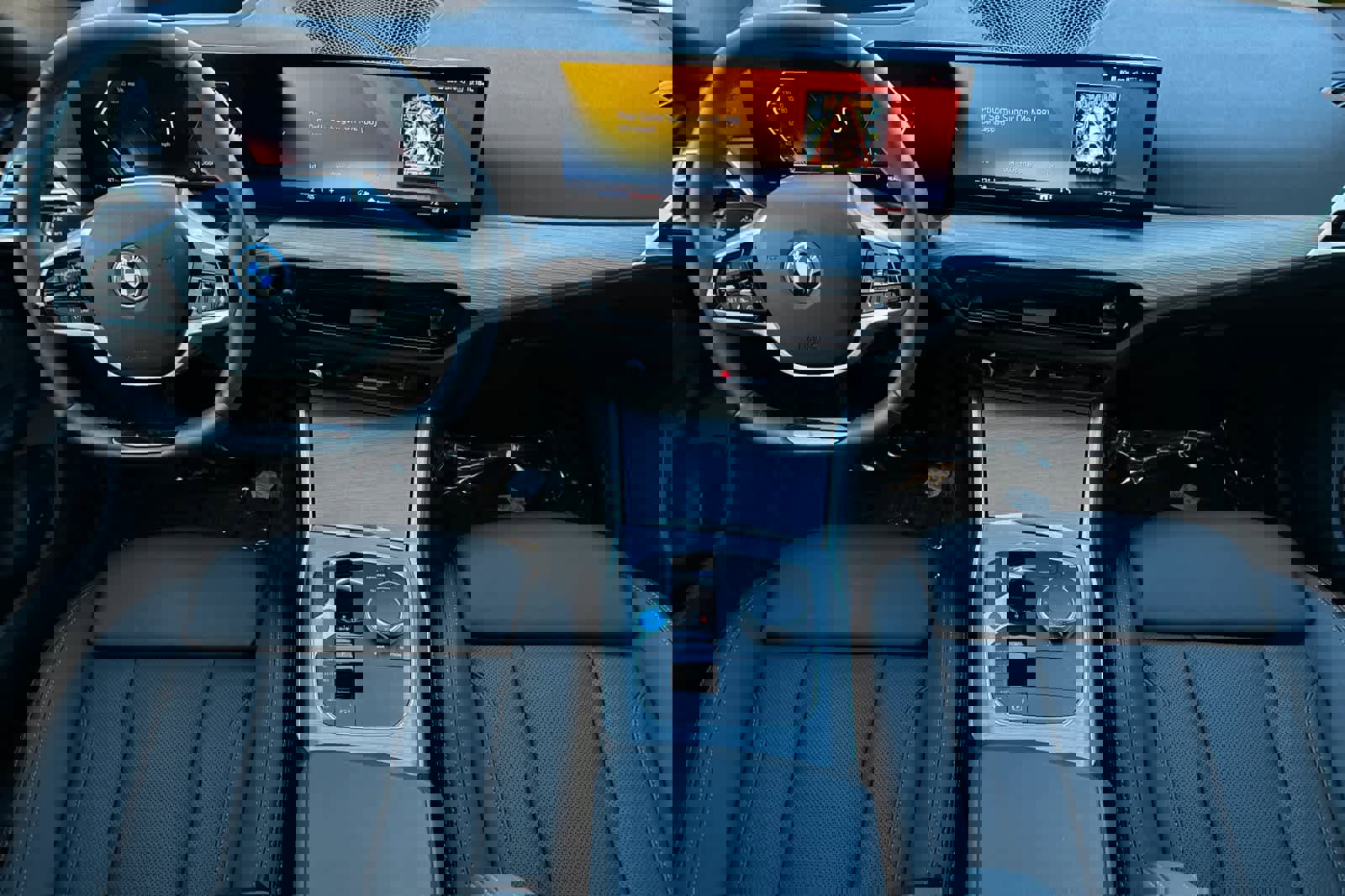 Used 2025 BMW i4 eDrive40 w/ Premium Package image 3