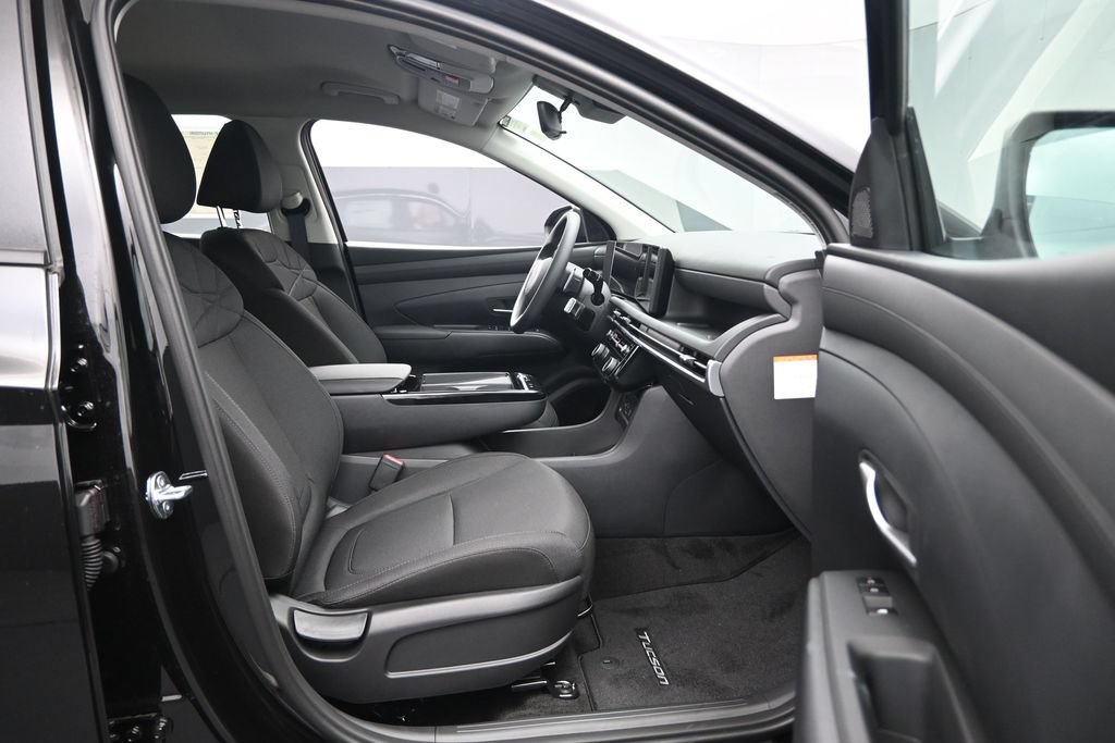 New 2026 Hyundai Tucson Blue SE AWD/4WD image 28