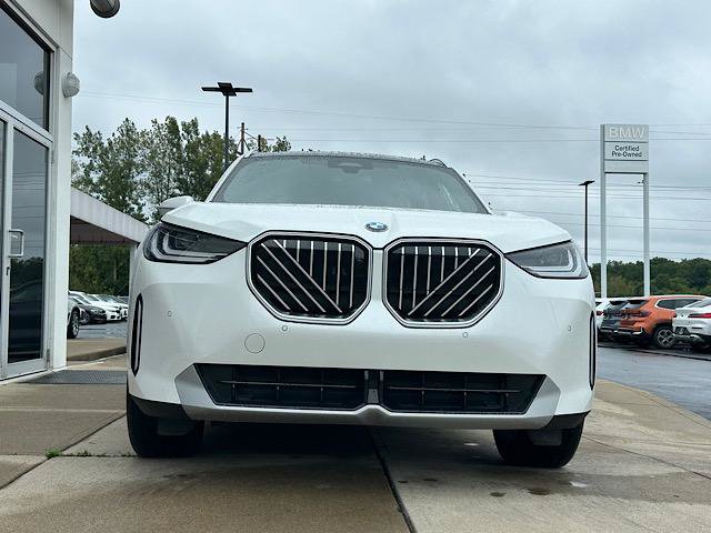Used 2026 BMW X3 xDrive30i w/ Premium Package AWD/4WD image 2