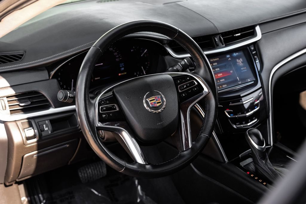 Used 2015 Cadillac XTS Limousine image 14