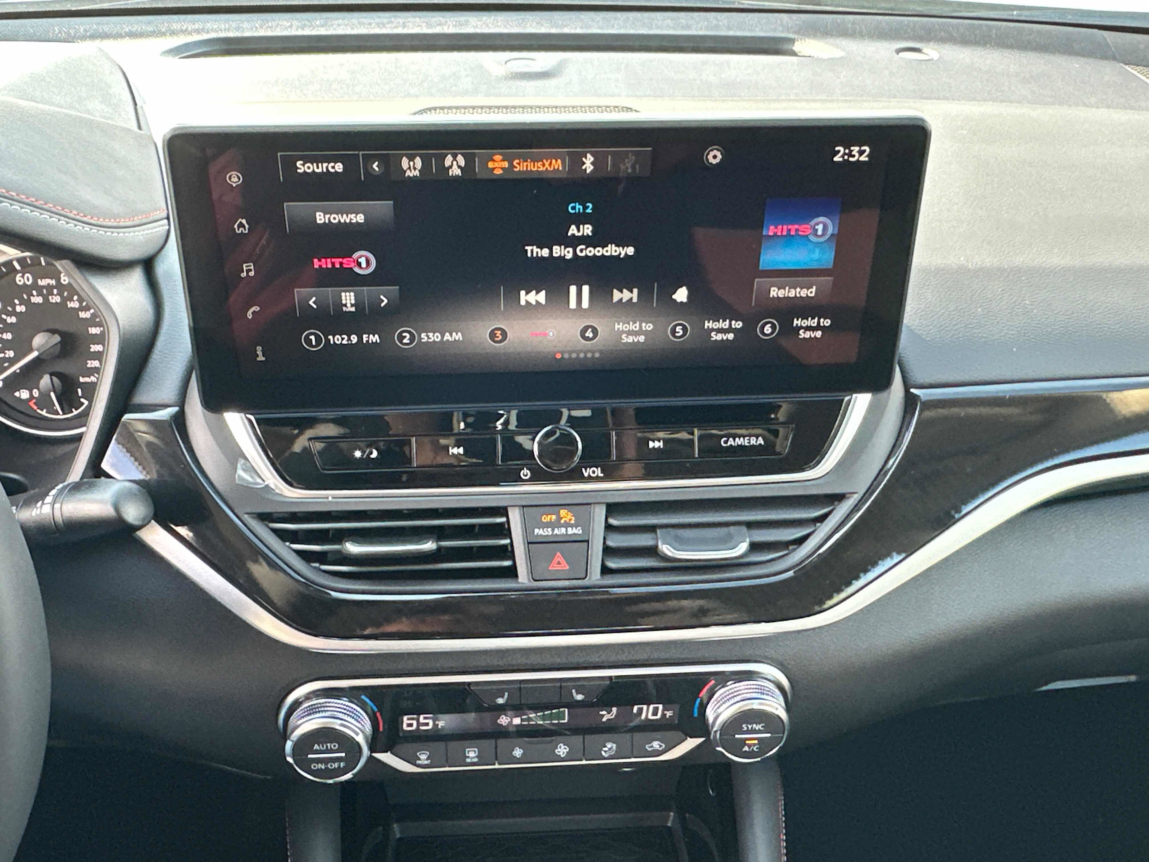 New 2025 Nissan Altima 2.5 SR w/ SR Premium Package image 34