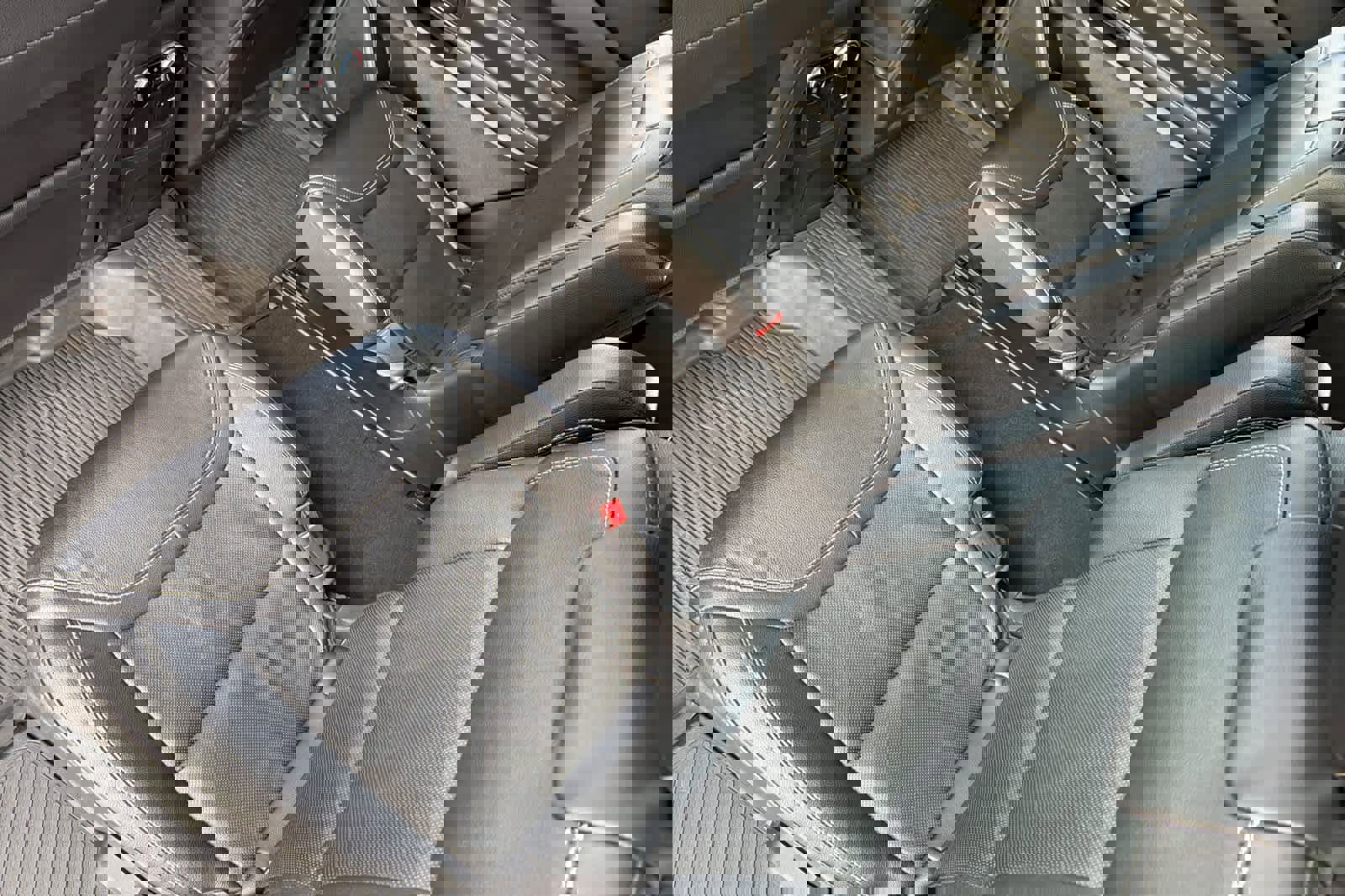 Used 2023 Ford Explorer ST w/ Equipment Group 401A AWD/4WD image 4