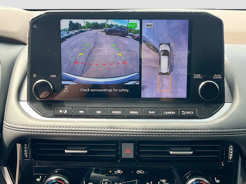 Used 2023 Nissan Rogue Platinum w/ Platinum Premium Package FWD image 24