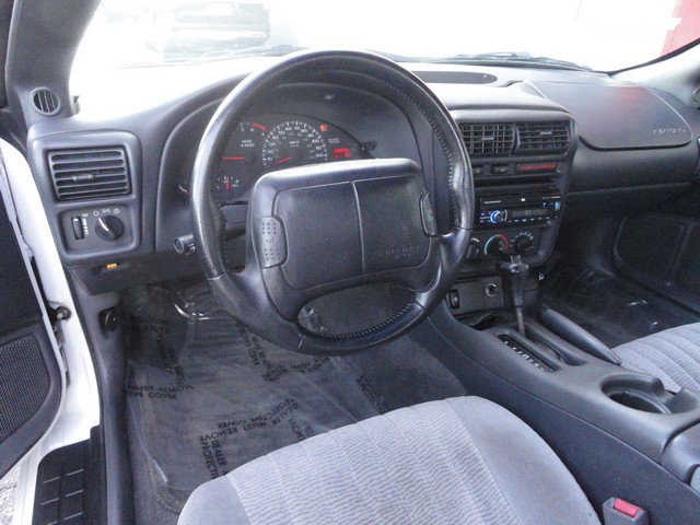 Used 1997 Chevrolet Camaro LT w/ Preferred Equipment Group 2 image 8