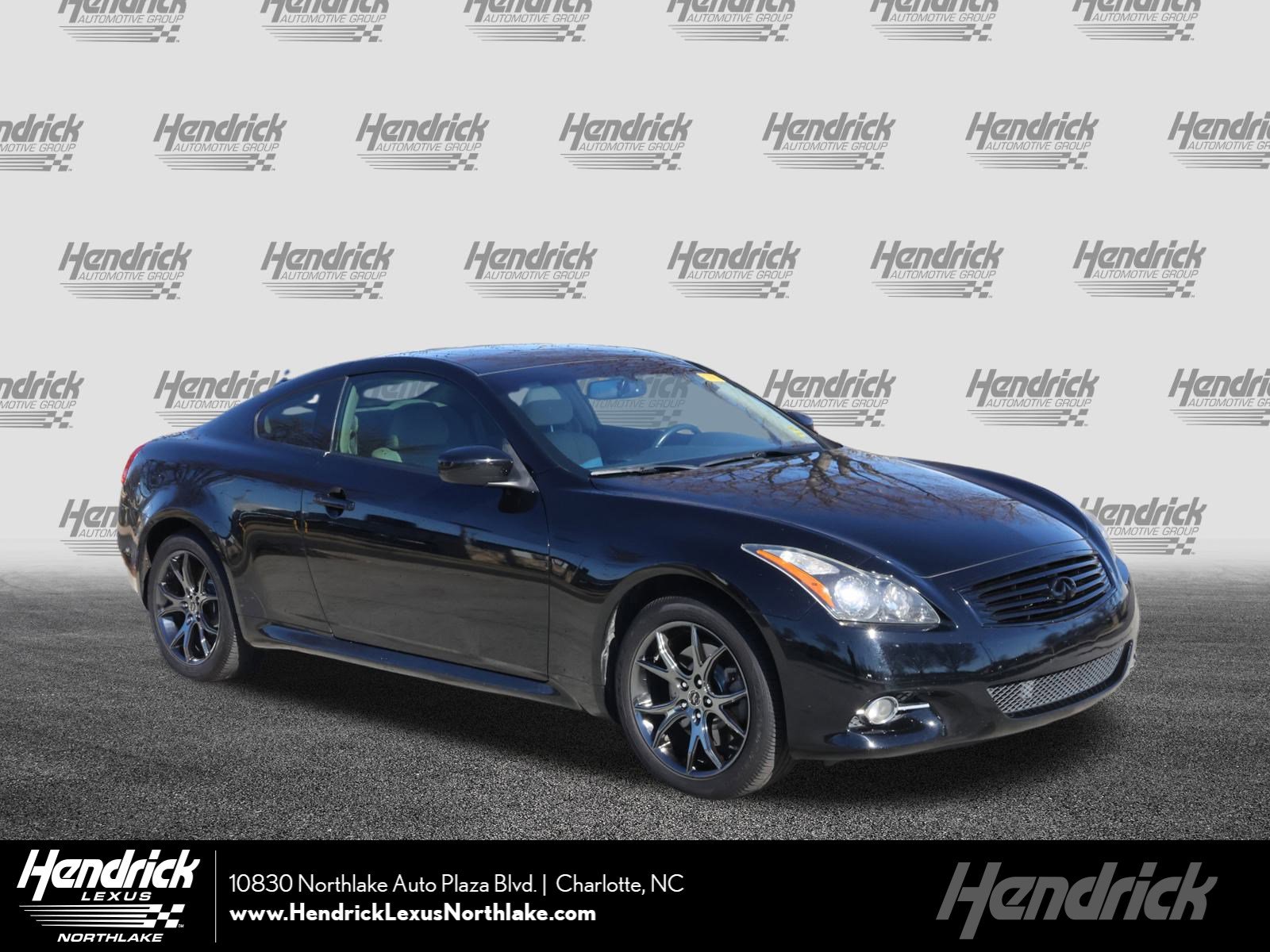 Used 2013 INFINITI G37 x w/ Premium Pkg