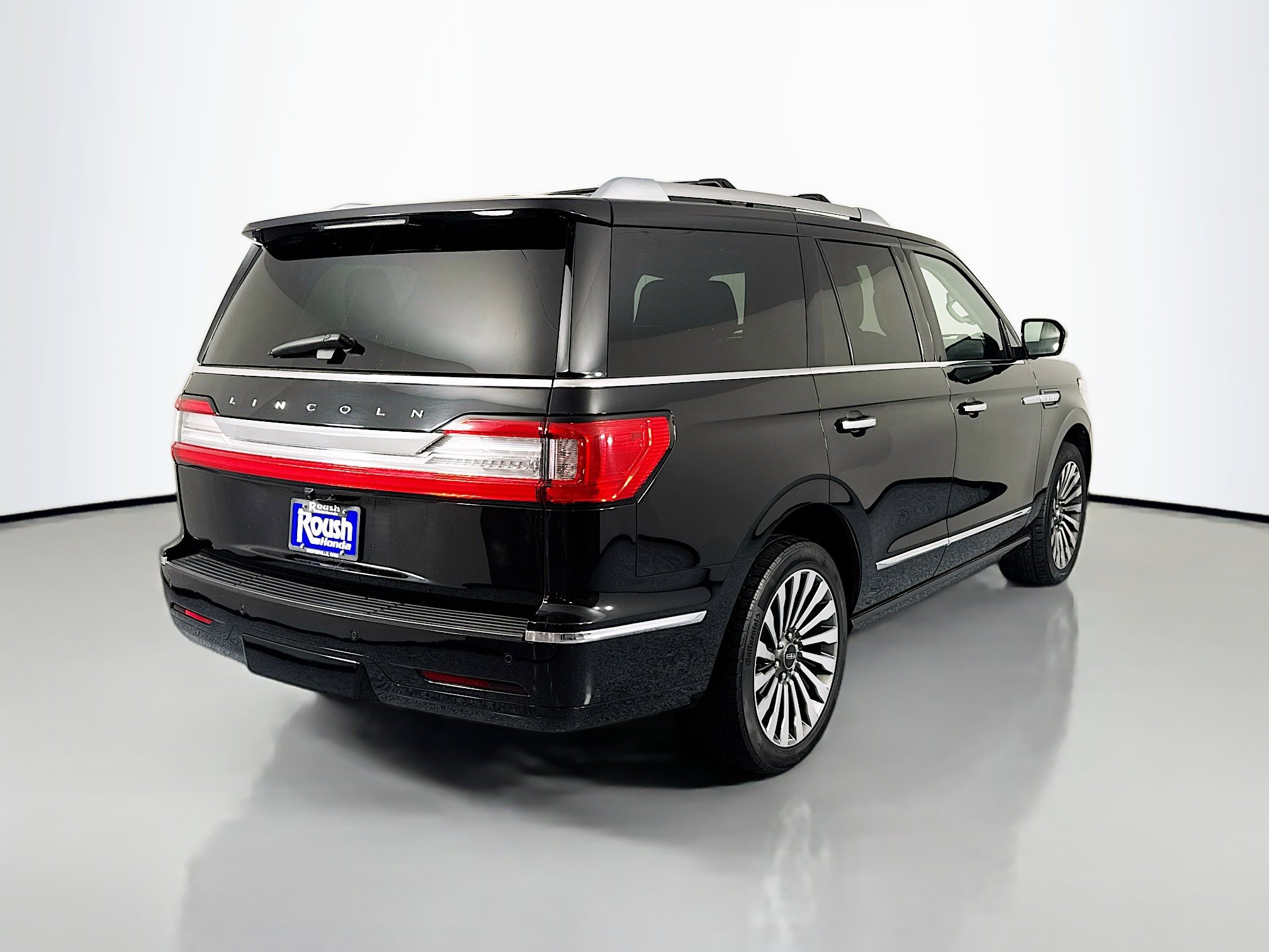 Used 2019 Lincoln Navigator Reserve w/ Cargo Package image 5