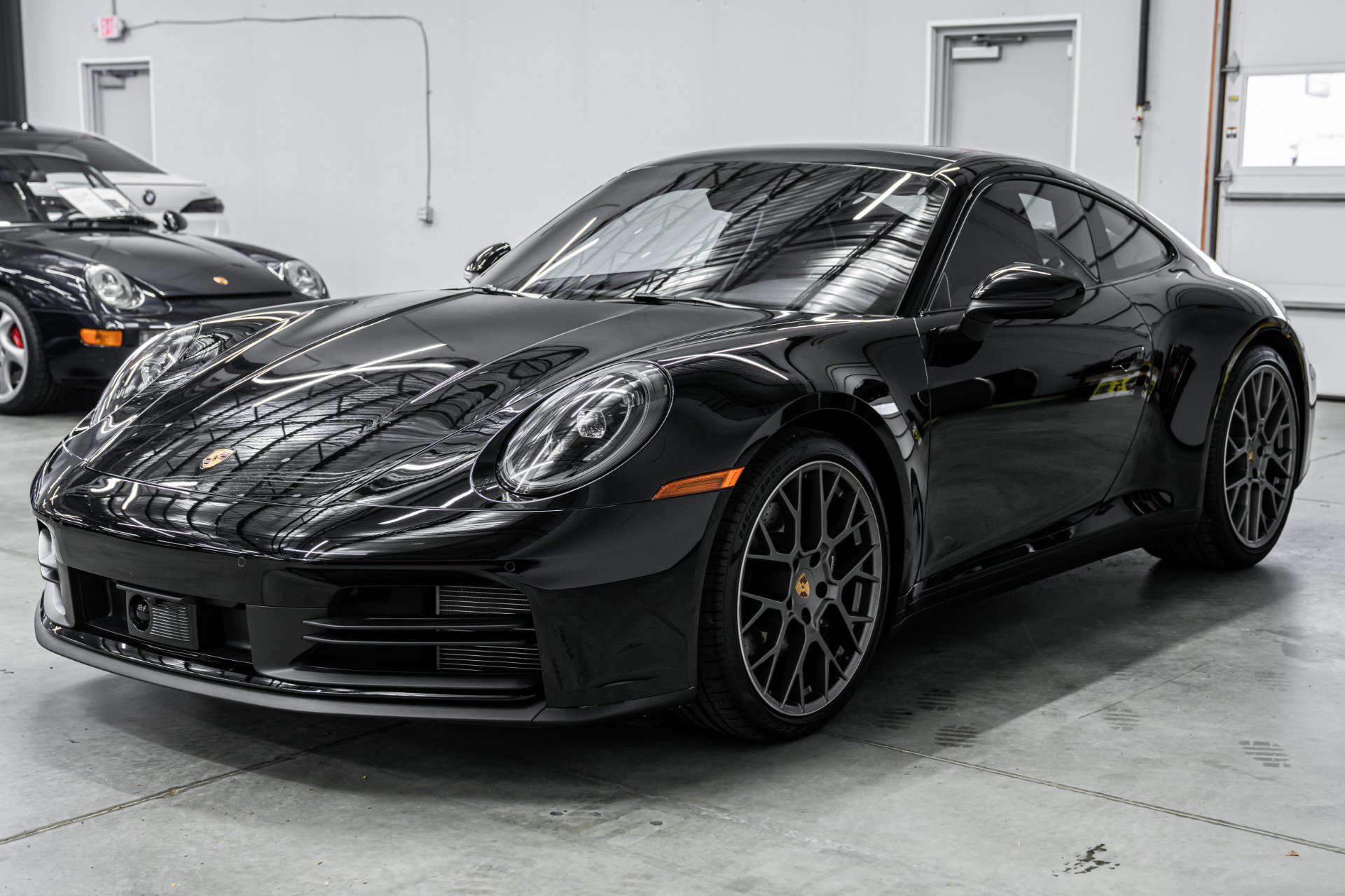 Used 2025 Porsche 911 Carrera image 5