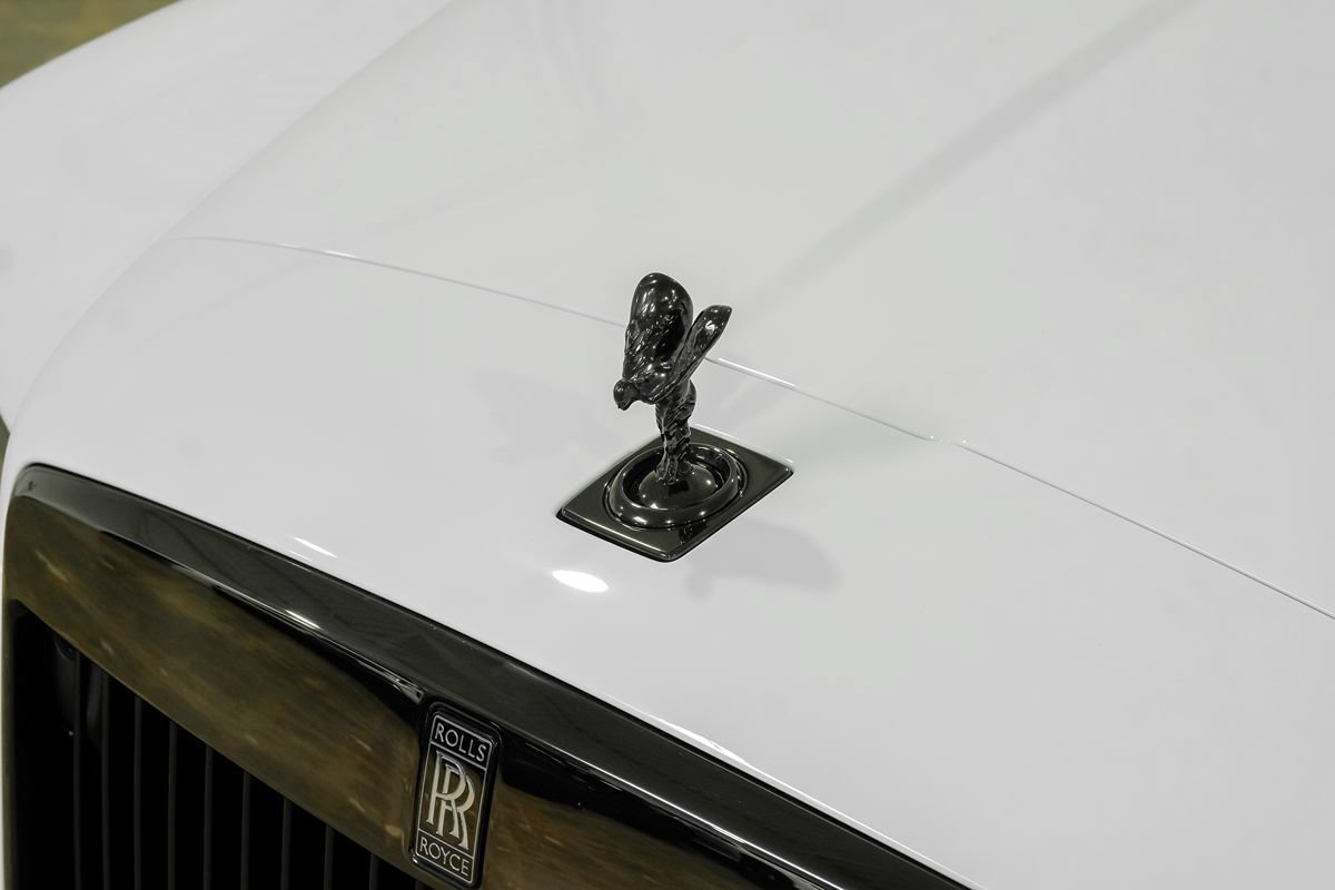 Used 2022 Rolls-Royce Cullinan Black Badge w/ Dark Exterior Package AWD/4WD image 60